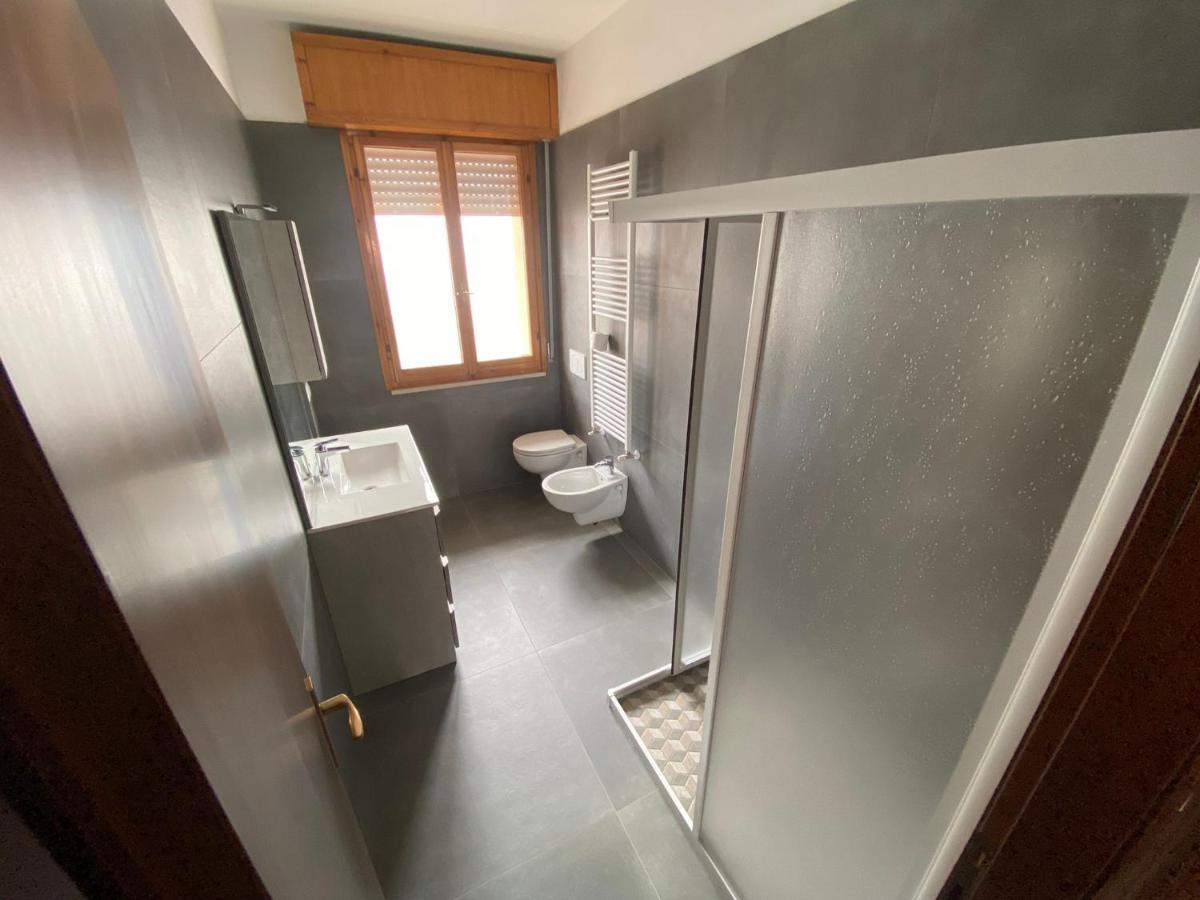 Appartamento Con Posto Auto Privato A Marina Centro Mare リミニ エクステリア 写真
